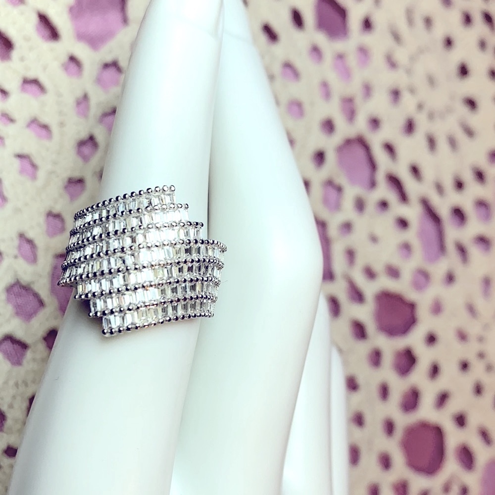 Bella Luce Ring - Picture 8 of 15